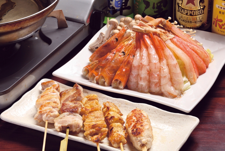 オススメはムネ肉を使ったヘルシーなつくね串230円や海鮮素材のしゃぶしゃぶ