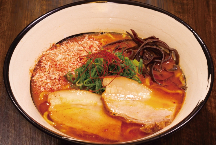 トリプルスープと特製タレが絶妙にマッチ「海老辛味噌ラーメン」1,000円