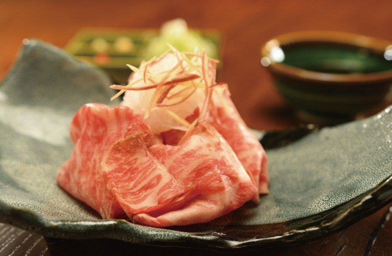 自慢の1品「ローストビーフ冷製仕立て」4,000円