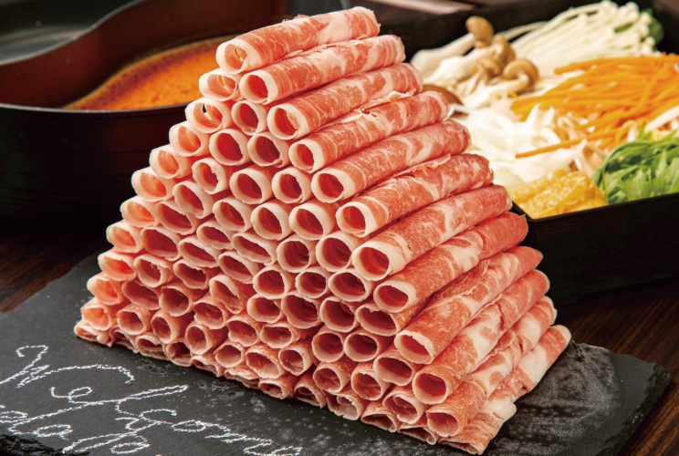 定番は厳選極薄ラムしゃぶ食べ飲み放題5,940円、3号店限定でマスターズドリームも飲み放題