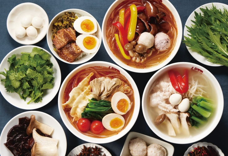 辛さも具材も自由にカスタマイズでき、自分だけの味わいが楽しめるのが特徴