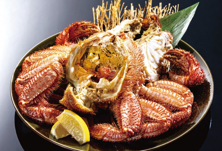 大人気の「毛がに姿盛り」14,800円～、要前日迄予約 