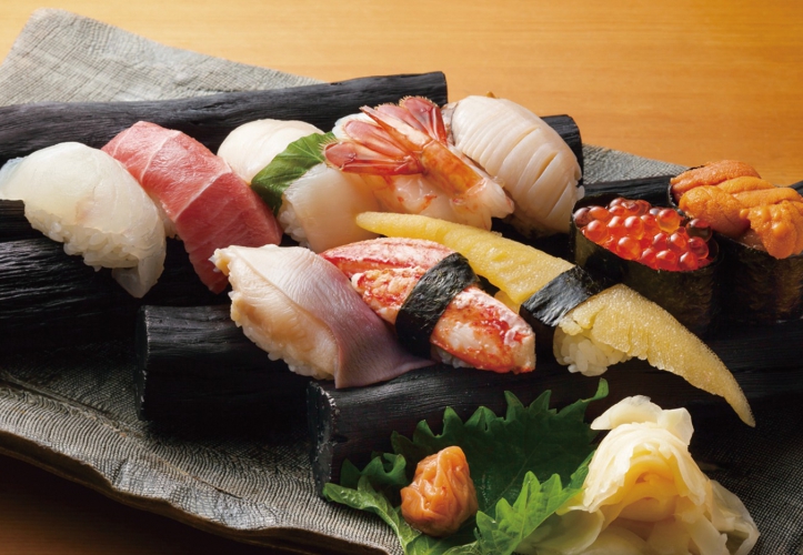 ランチタイム限定のおきまり握り10貫8,800円～