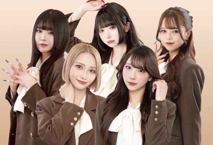 清楚系制服姿の女の子たちはビジュアル、性格ともにアイドルクラス!