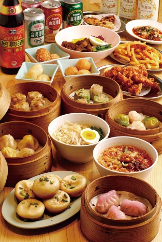 小籠包含む点心ほか、よだれ鶏、麺、デザートなど平日60分食べ放題がクーポンで1,800円、電話予約受付中