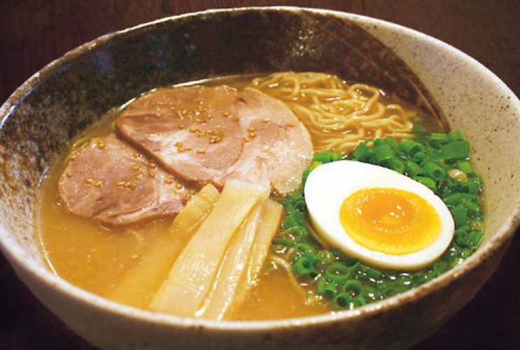 北海道産大豆の無添加味噌を使用した味噌ラーメンは、上品な口当たりを楽しめる