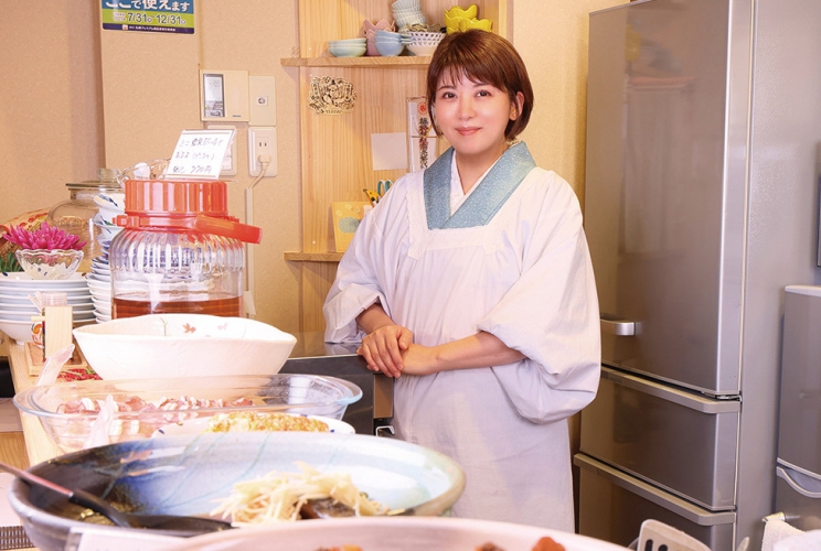 笑顔が魅力的な女将の料理はどれも美味