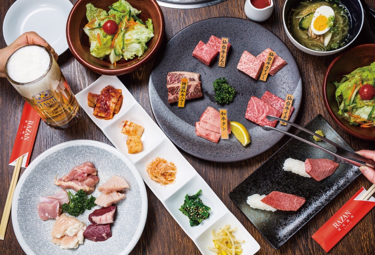 焼肉のほか手間ひまかけて仕込んだ自家製の韓国料理を用意