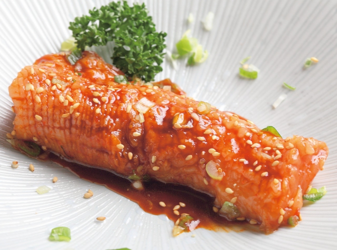 道産の新鮮なミノを特製タレに絡めたオススメの1品「ミノ芯」1,380円