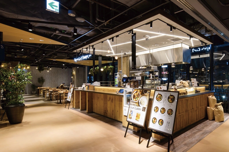 フードホールの一角に店舗をかまえている