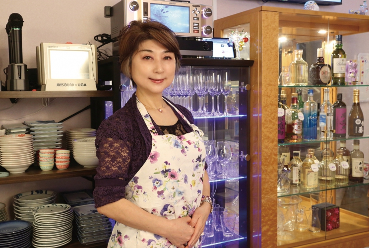 「お店はLC壱番館の2軒となりの6・4ビルです。プチ鑑定は1,000円から承ってます」とママ