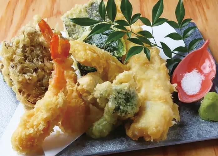 「おまかせ魚介と野菜の天ぷら盛り合わせ」1,738円~