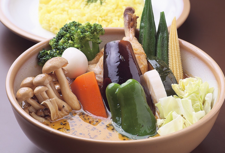 チキンカリーに11種類の野菜が入ったチキン野菜カリー1,750円