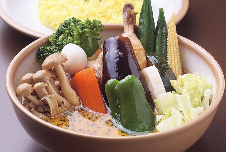 チキンカリーに11種類の野菜が入ったチキン野菜カリー1,750円 