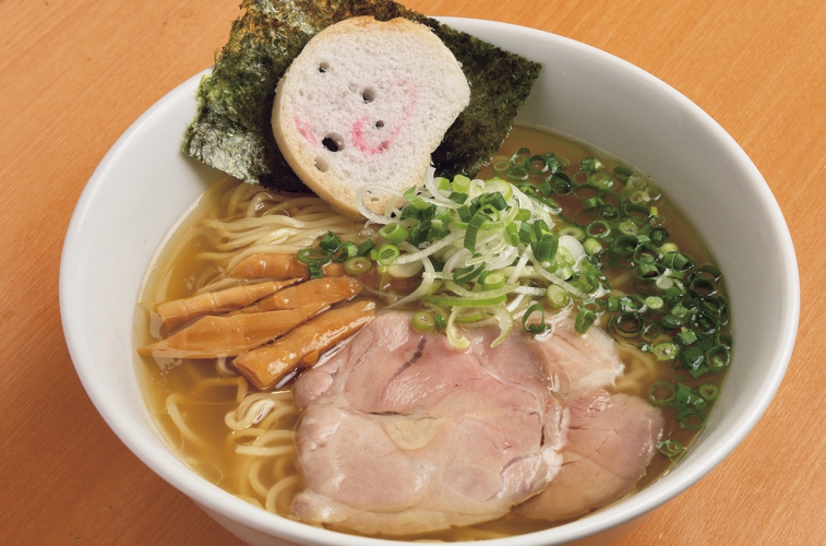 口の中いっぱいにダシの旨みが広がる「鶏出汁のしおらーめん」1,000円