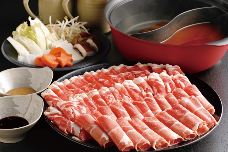 1番人気のラム豚しゃぶ90分食べ放題、オープン特別価格で3,500円、忘新年会などにオススメしたいコース